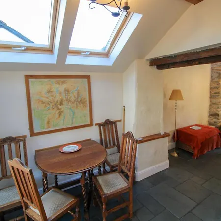 Seed Howe, Staveley A Traditional Cottage In A Small Village Only 10 Minutes From Windermere * Staveley (Cumbria)