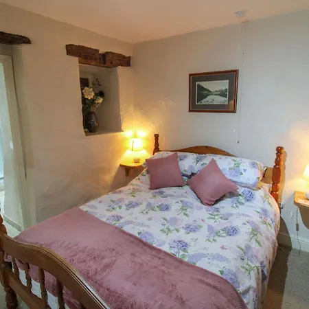 Seed Howe, Staveley A Traditional Cottage In A Small Village Only 10 Minutes From Windermere * Staveley (Cumbria)