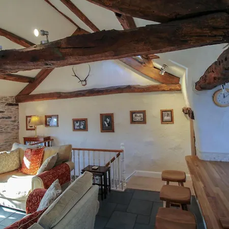 Seed Howe, Staveley A Traditional Cottage In A Small Village Only 10 Minutes From Windermere