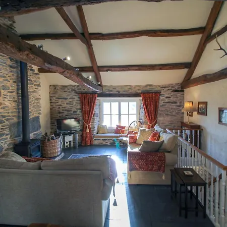 Holiday home Seed Howe Staveley *