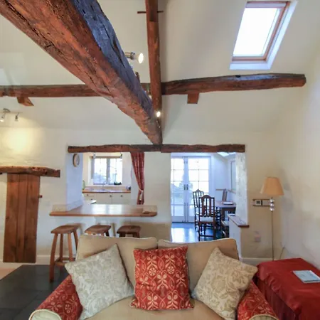 Dom wakacyjny Seed Howe, Staveley A Traditional Cottage In A Small Village Only 10 Minutes From Windermere *